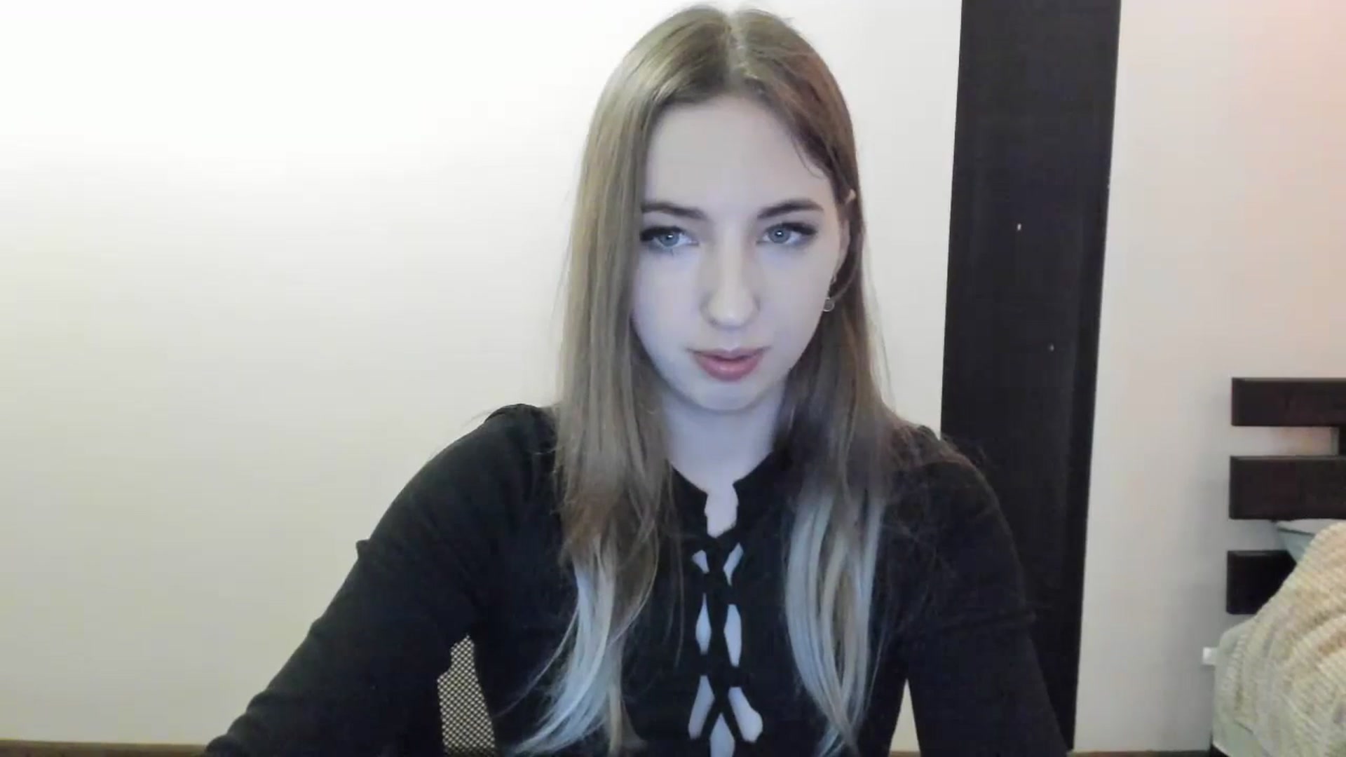 Gallery image thumbnail from Skyyyy's myfreecams stream on, 04/16/2024, 19:10 image 5 of 20
