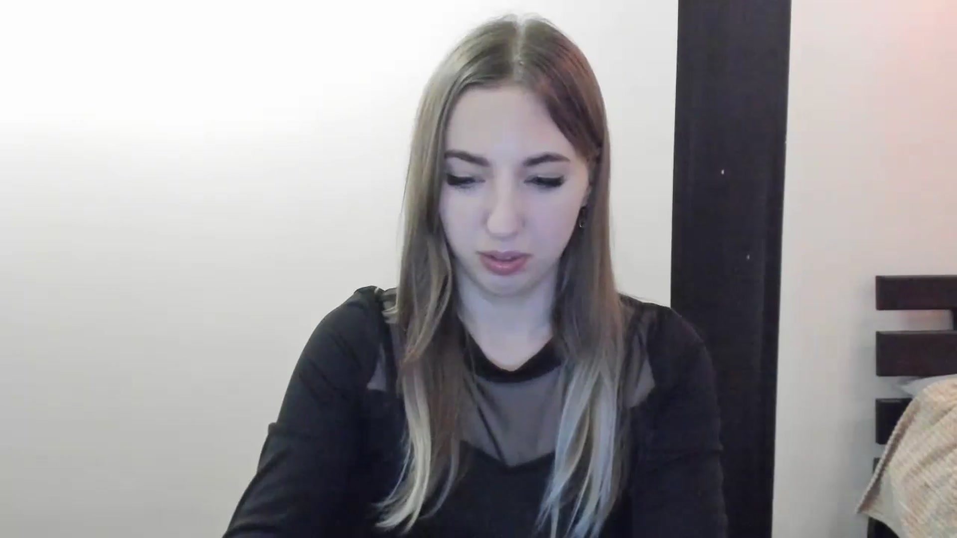 Gallery image thumbnail from Skyyyy's myfreecams stream on, 04/20/2024, 19:28 image 8 of 20