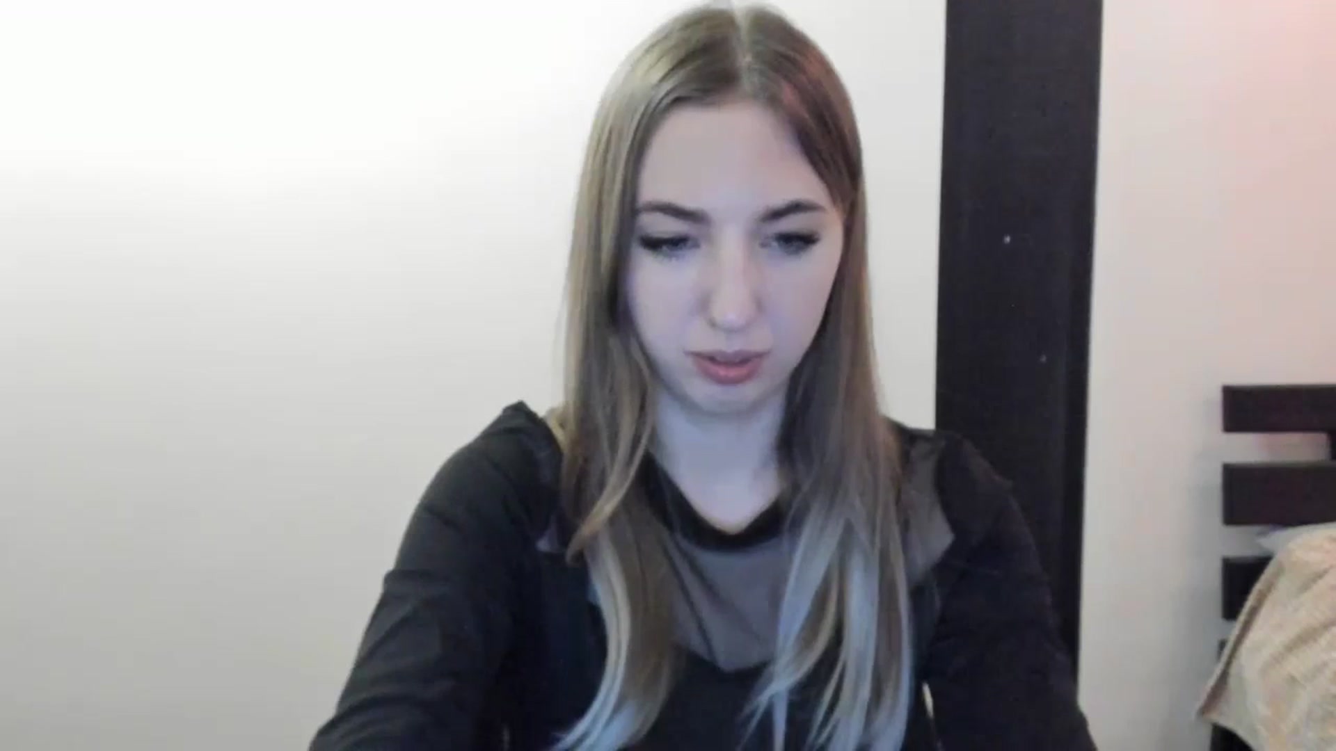 Gallery image thumbnail from Skyyyy's myfreecams stream on, 04/20/2024, 19:28 image 20 of 20