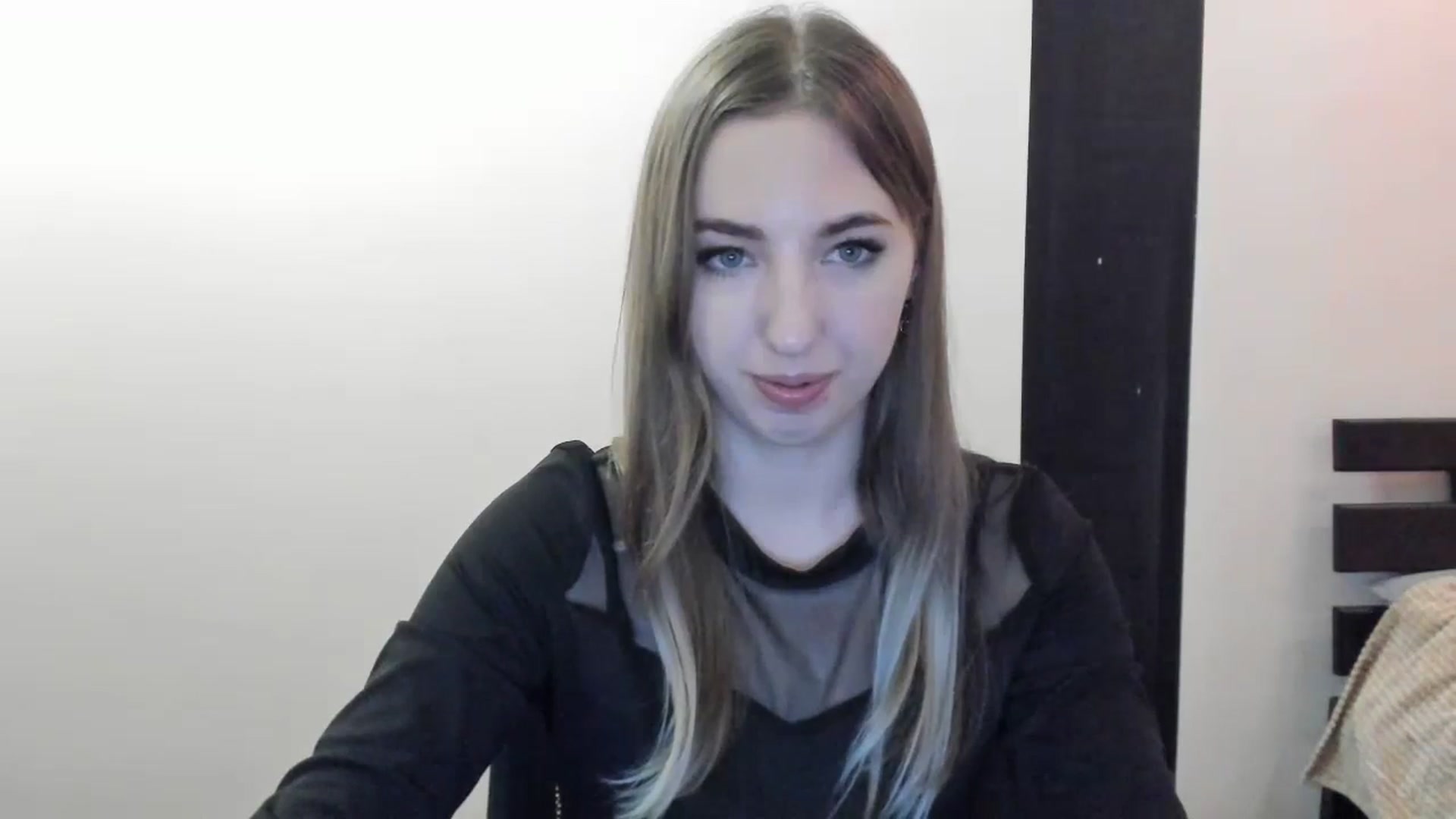 Gallery image thumbnail from Skyyyy's myfreecams stream on, 04/20/2024, 19:28 image 16 of 20
