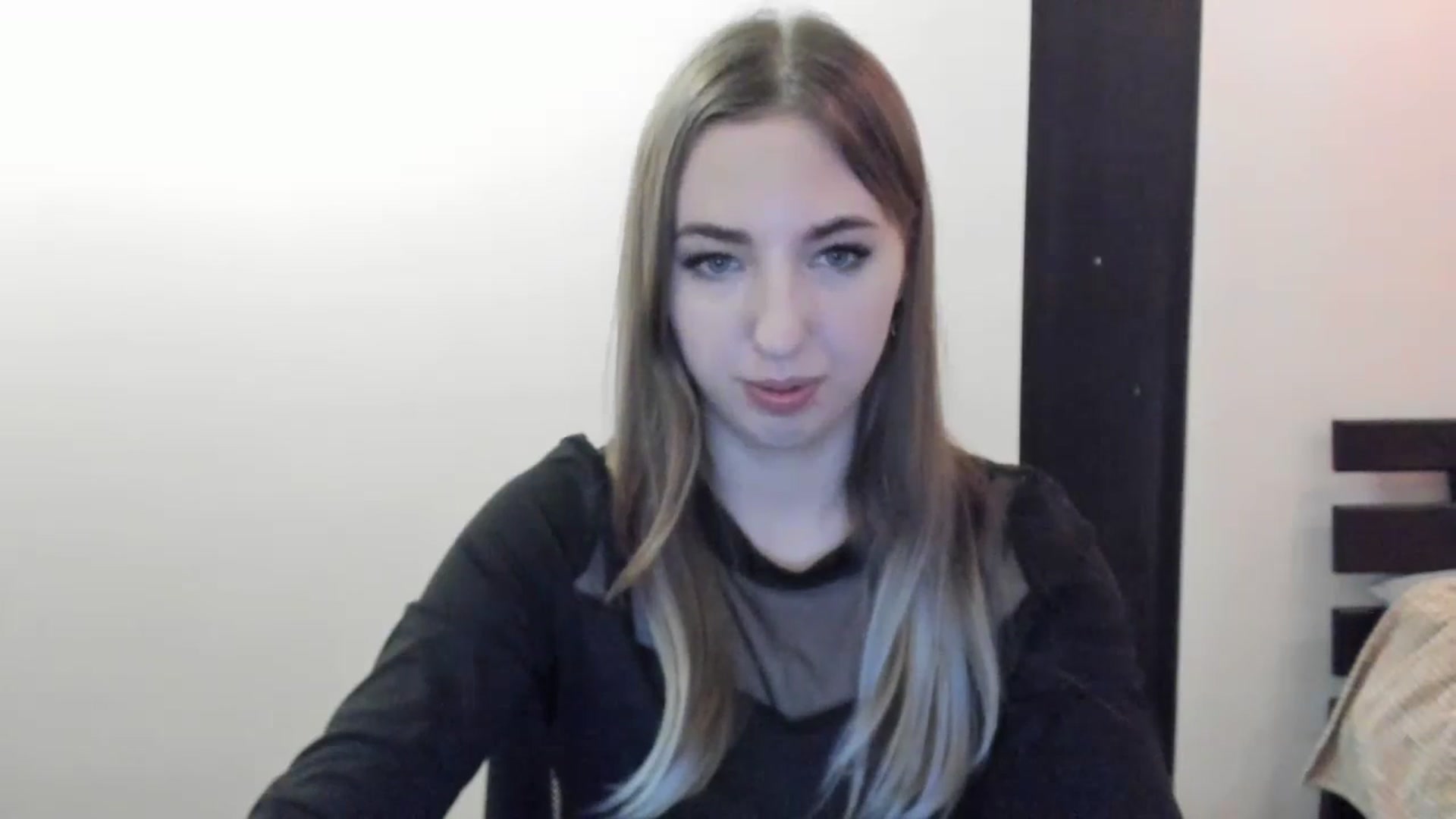 Gallery image thumbnail from Skyyyy's myfreecams stream on, 04/20/2024, 19:28 image 19 of 20