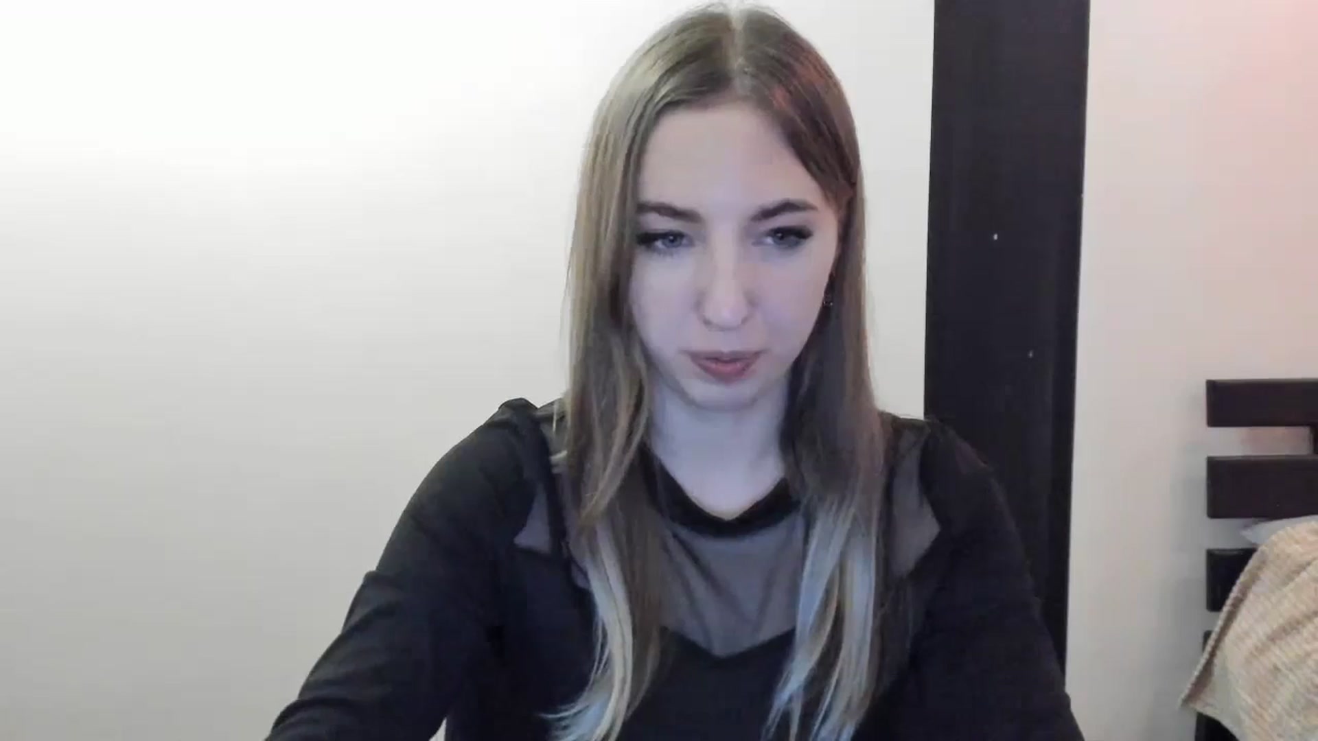 Gallery image thumbnail from Skyyyy's myfreecams stream on, 04/20/2024, 19:28 image 10 of 20