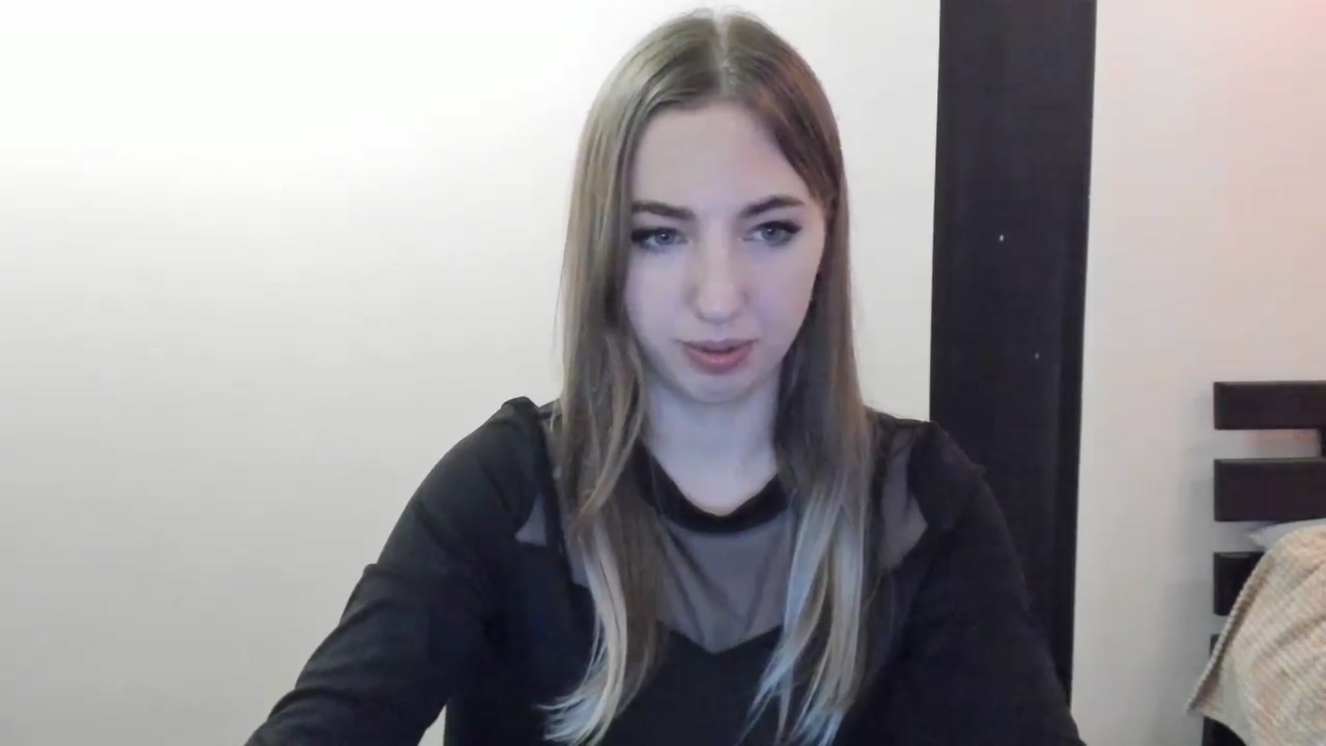 Gallery image thumbnail from Skyyyy's myfreecams stream on, 04/20/2024, 19:28 image 13 of 20
