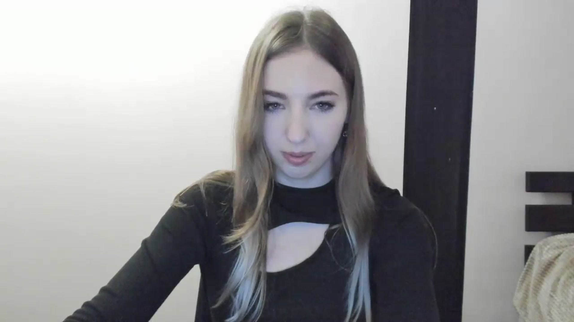 Gallery image thumbnail from Skyyyy's myfreecams stream on, 04/21/2024, 13:55 image 12 of 20