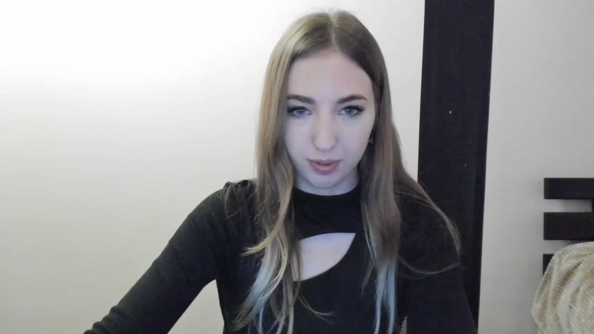 Gallery image thumbnail from Skyyyy's myfreecams stream on, 04/21/2024, 13:55 image 2 of 20
