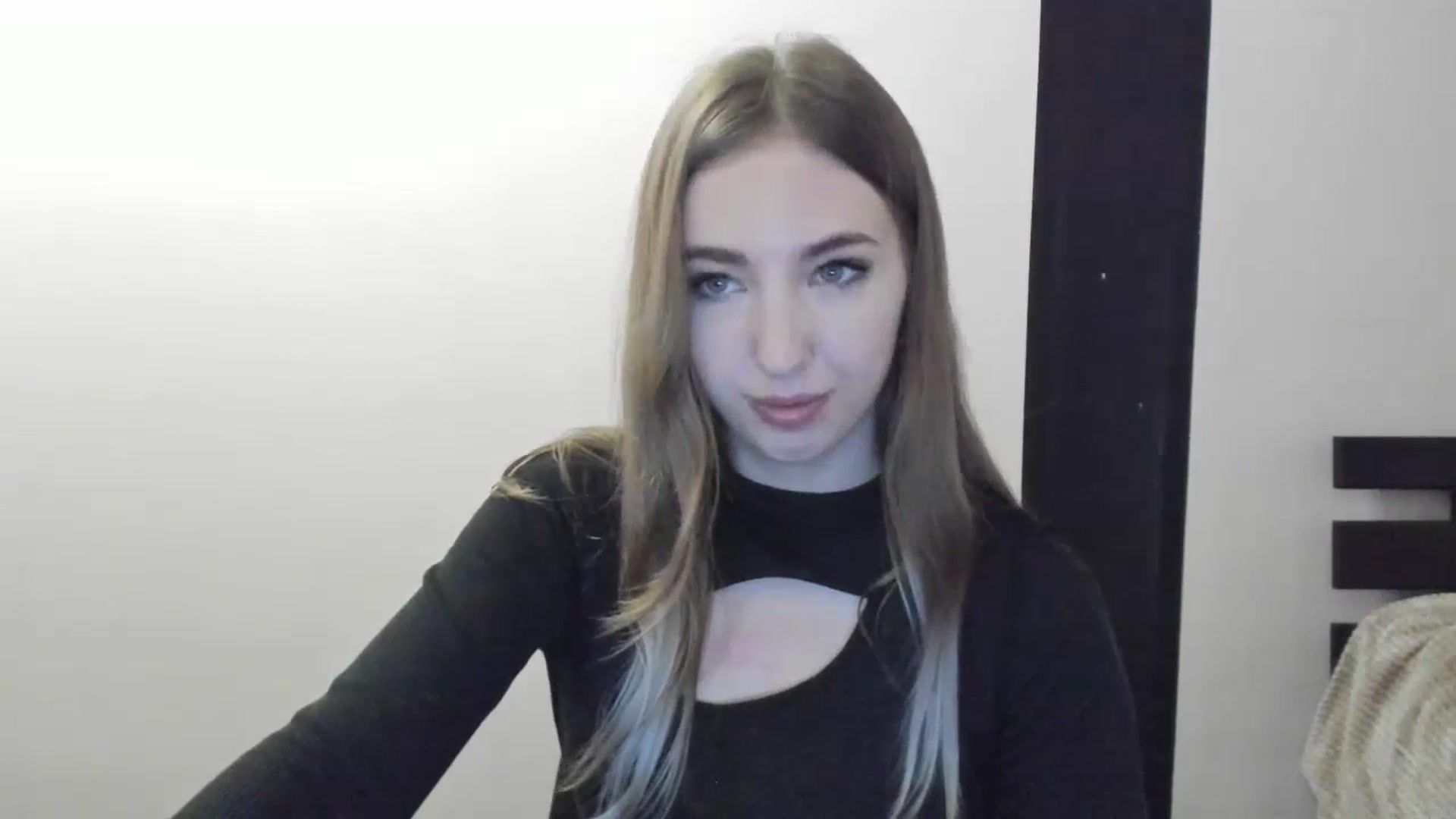 Gallery image thumbnail from Skyyyy's myfreecams stream on, 04/21/2024, 13:55 image 10 of 20
