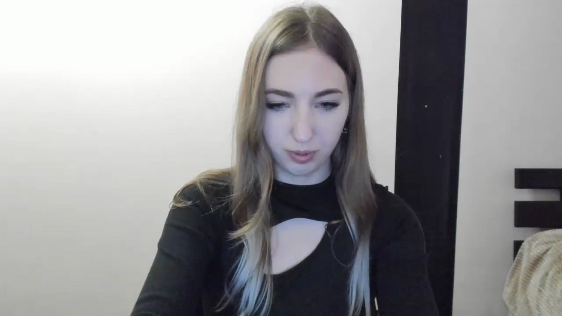 Gallery image thumbnail from Skyyyy's myfreecams stream on, 04/21/2024, 13:55 image 14 of 20