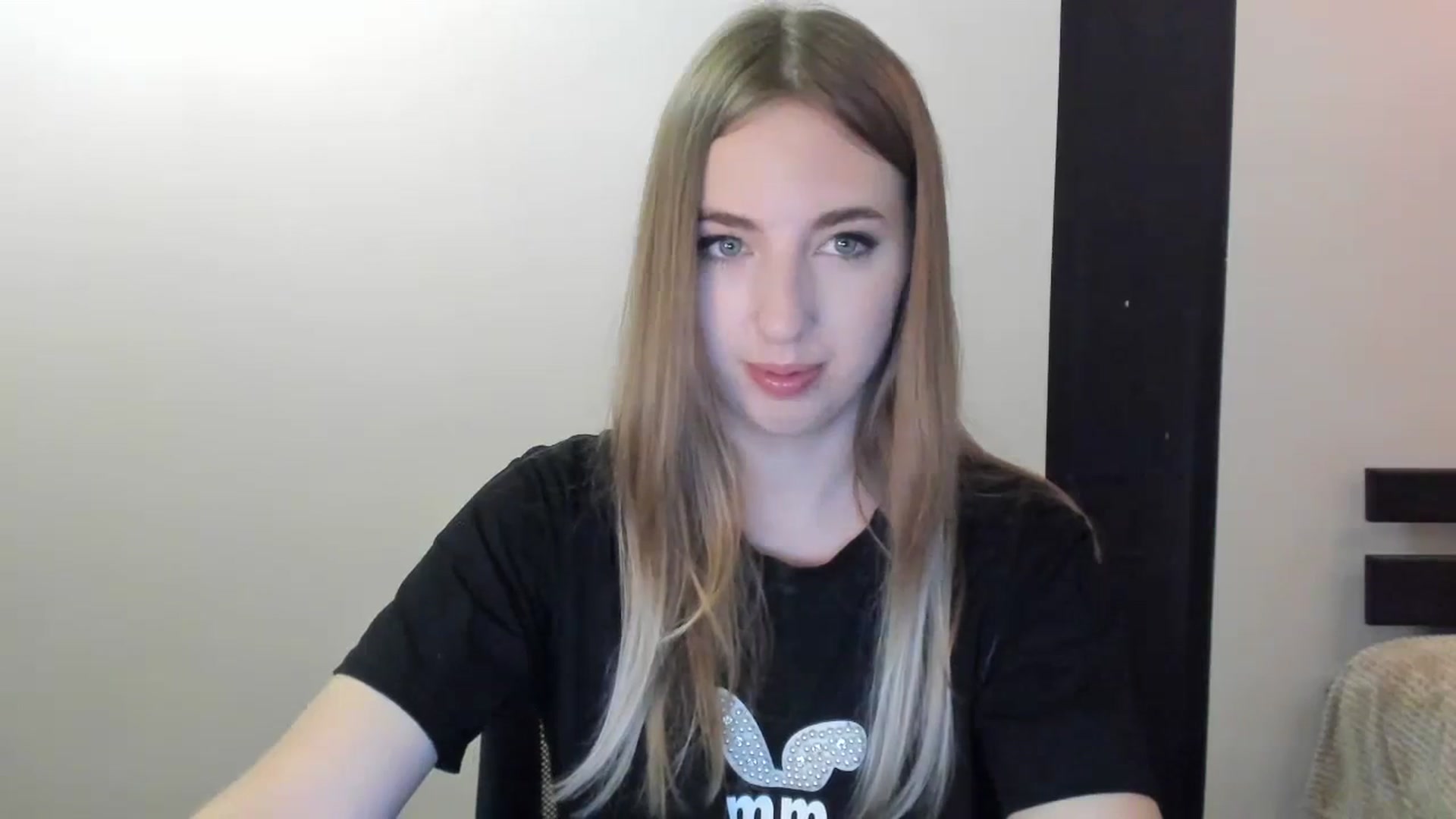 Gallery image thumbnail from Skyyyy's myfreecams stream on, 04/27/2024, 17:09 image 20 of 20