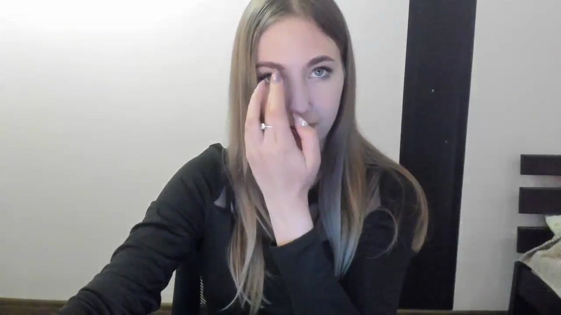 Gallery image thumbnail from Skyyyy's myfreecams stream on, 05/07/2024, 15:59 image 14 of 20