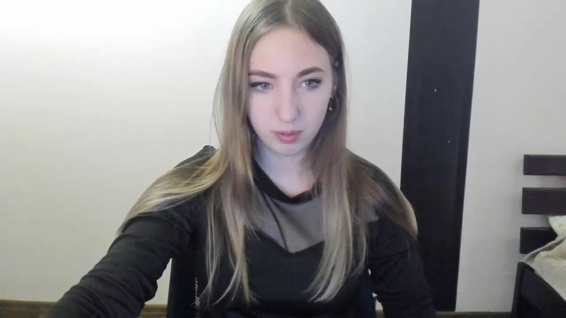 Gallery image thumbnail from Skyyyy's myfreecams stream on, 05/07/2024, 15:59 image 4 of 20