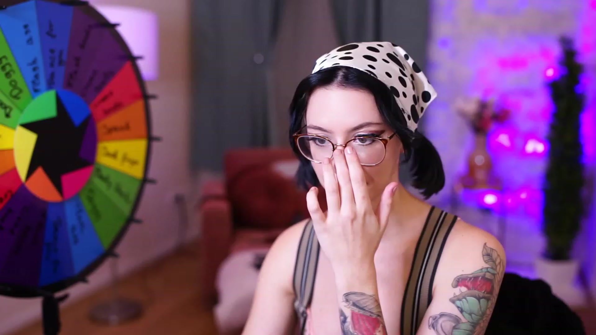 Gallery image thumbnail from Slamodo's myfreecams stream on, 11/17/2022, 20:19 image 8 of 20