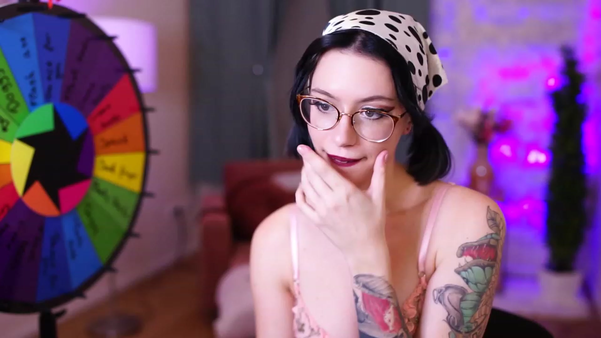 Gallery image thumbnail from Slamodo's myfreecams stream on, 11/17/2022, 20:19 image 13 of 20