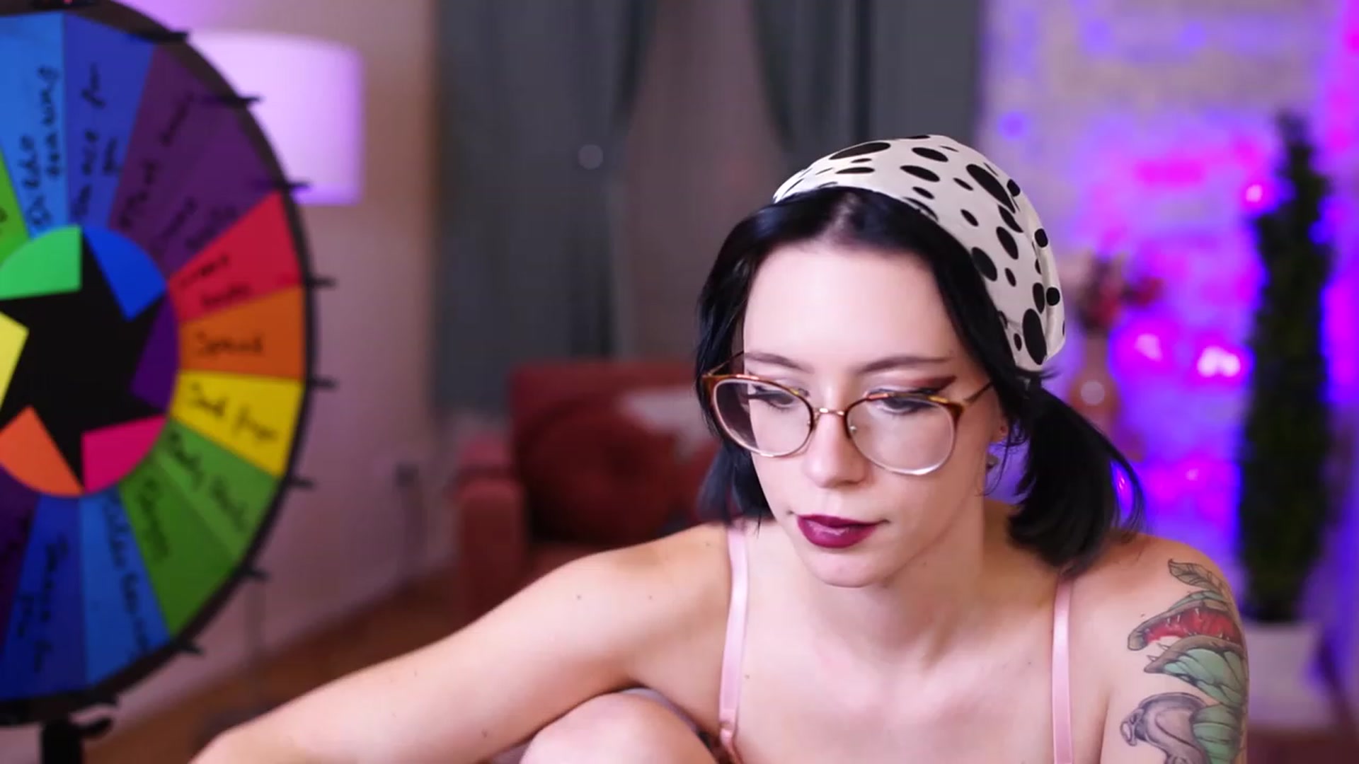 Gallery image thumbnail from Slamodo's myfreecams stream on, 11/17/2022, 20:19 image 20 of 20