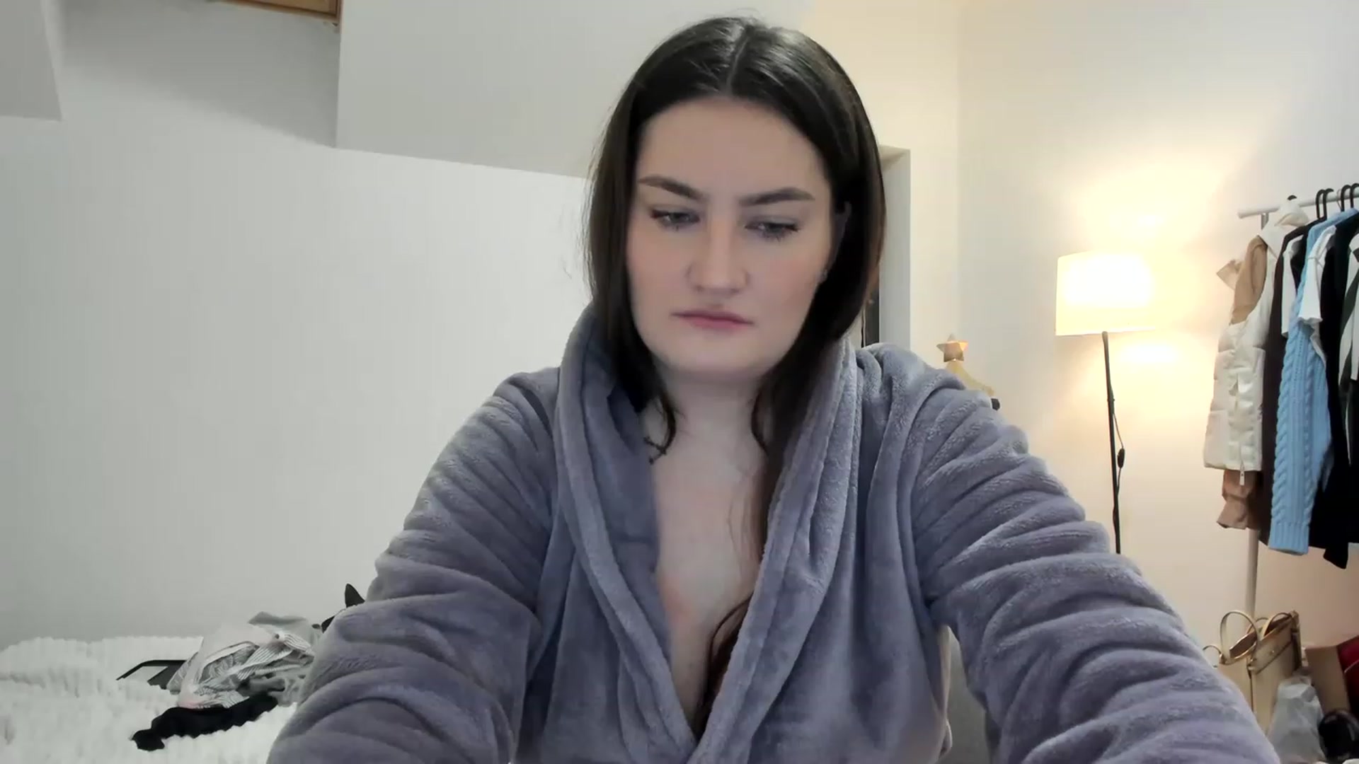 Gallery image thumbnail from SleepLateClub's myfreecams stream on, 12/09/2022, 24:10 image 2 of 20
