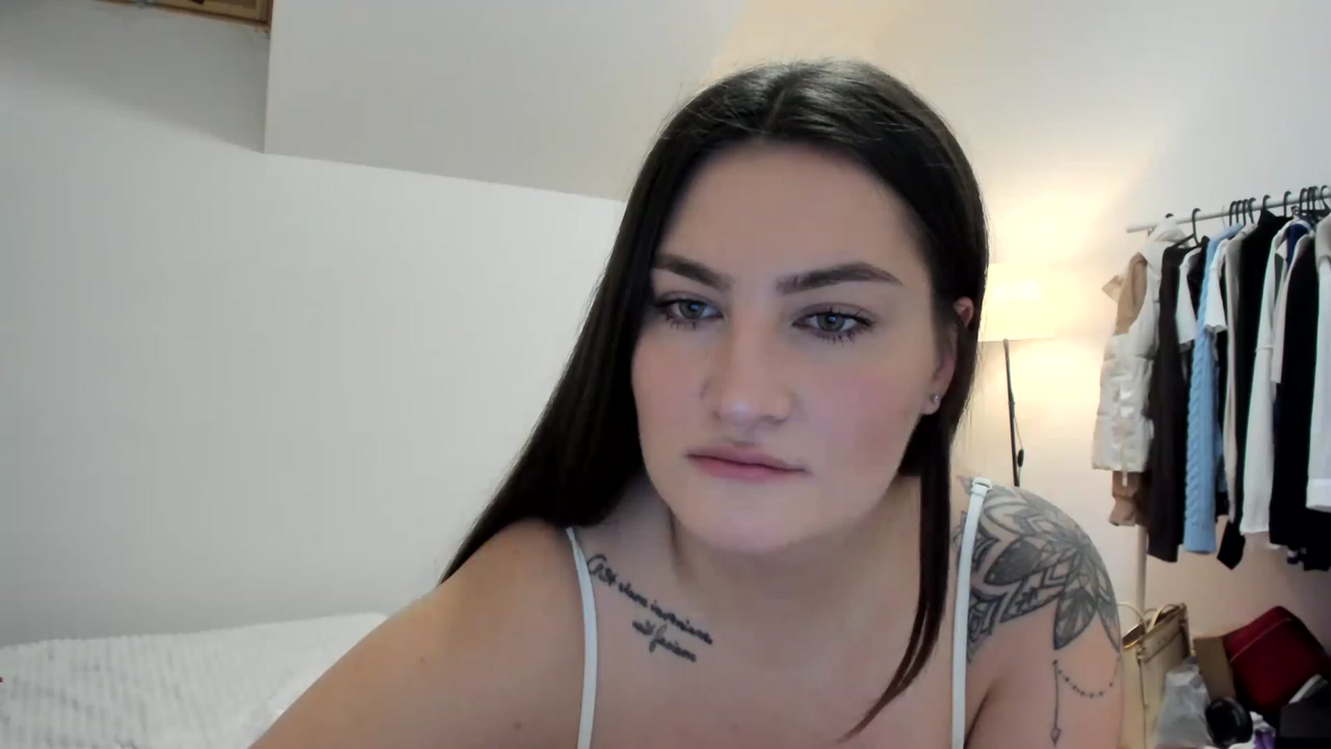 Gallery image thumbnail from SleepLateClub's myfreecams stream on, 12/10/2022, 23:57 image 5 of 20