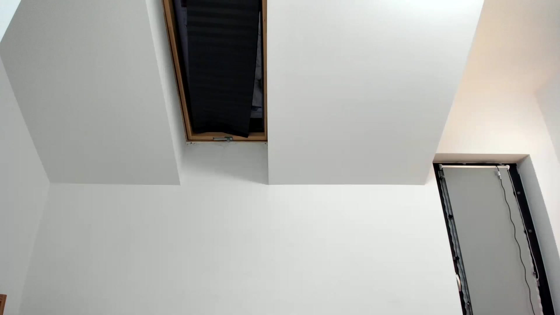 Gallery image thumbnail from SleepLateClub's myfreecams stream on, 12/22/2022, 24:34 image 1 of 20