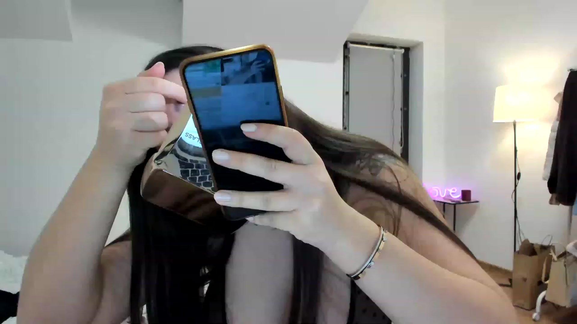 Gallery image thumbnail from SleepLateClub's myfreecams stream on, 12/23/2022, 24:58 image 17 of 20