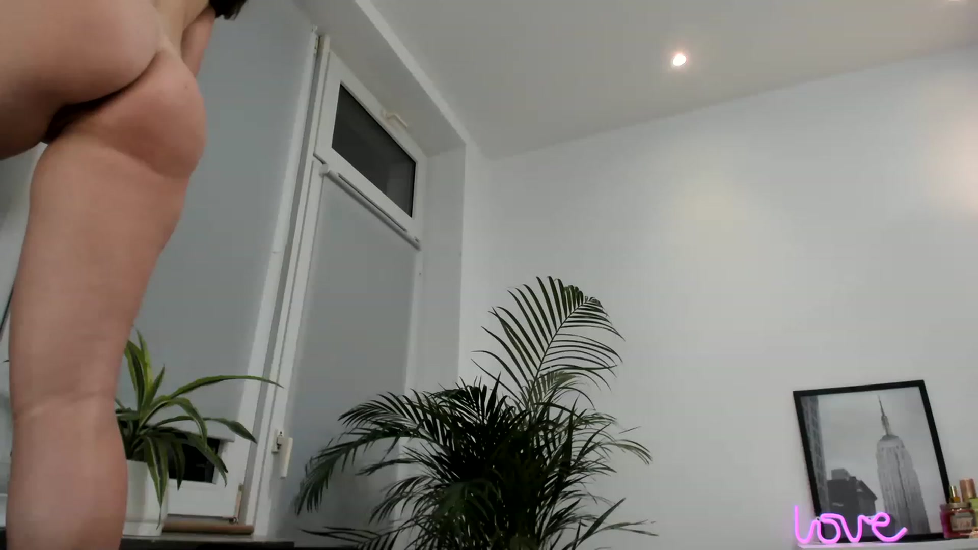 Gallery image thumbnail from SleepLateClub's myfreecams stream on, 01/06/2023, 02:33 image 16 of 20