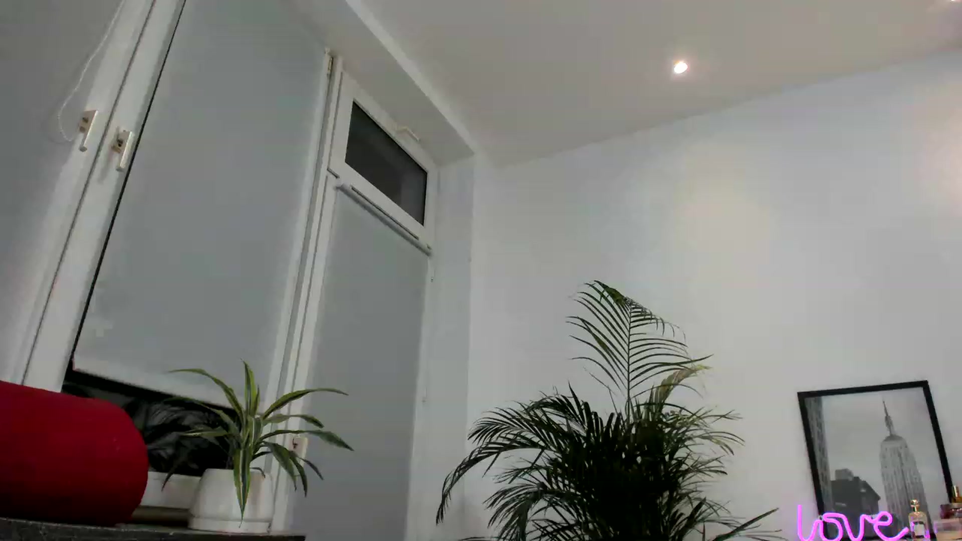 Gallery image thumbnail from SleepLateClub's myfreecams stream on, 01/07/2023, 23:31 image 19 of 20