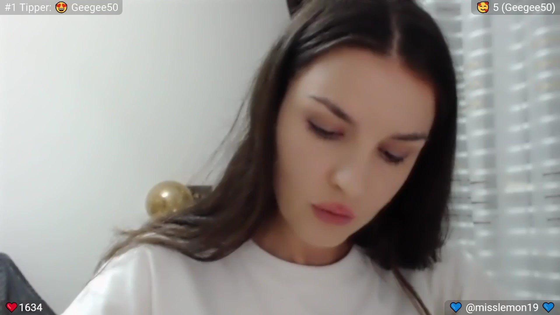 Gallery image thumbnail from SleepyGirl's myfreecams stream on, 08/09/2024, 23:41 image 3 of 20
