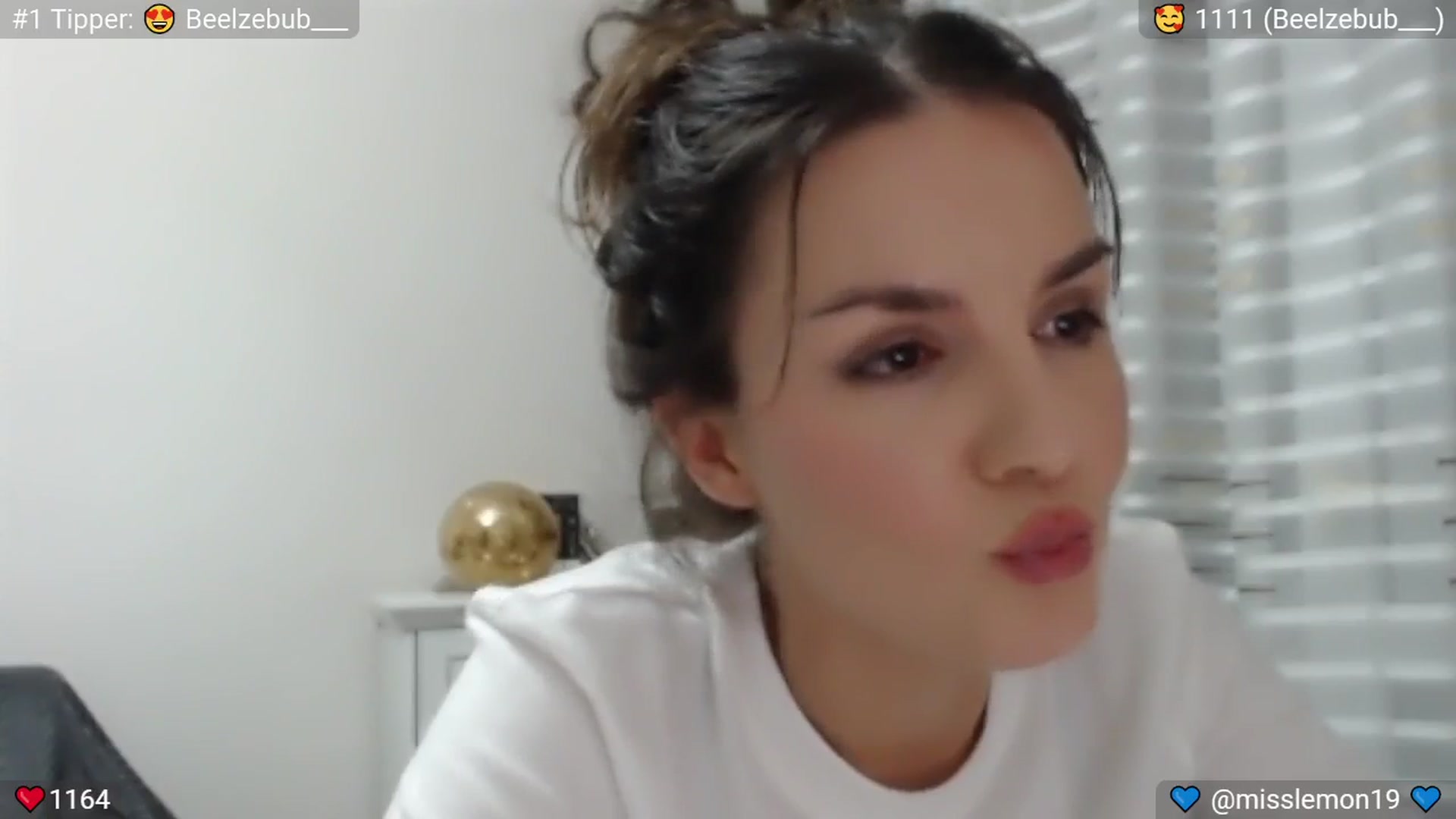 Gallery image thumbnail from SleepyGirl's myfreecams stream on, 08/12/2024, 24:11 image 17 of 20