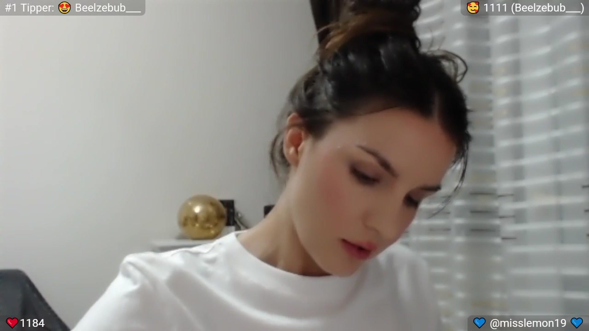 Gallery image thumbnail from SleepyGirl's myfreecams stream on, 08/12/2024, 24:11 image 8 of 20