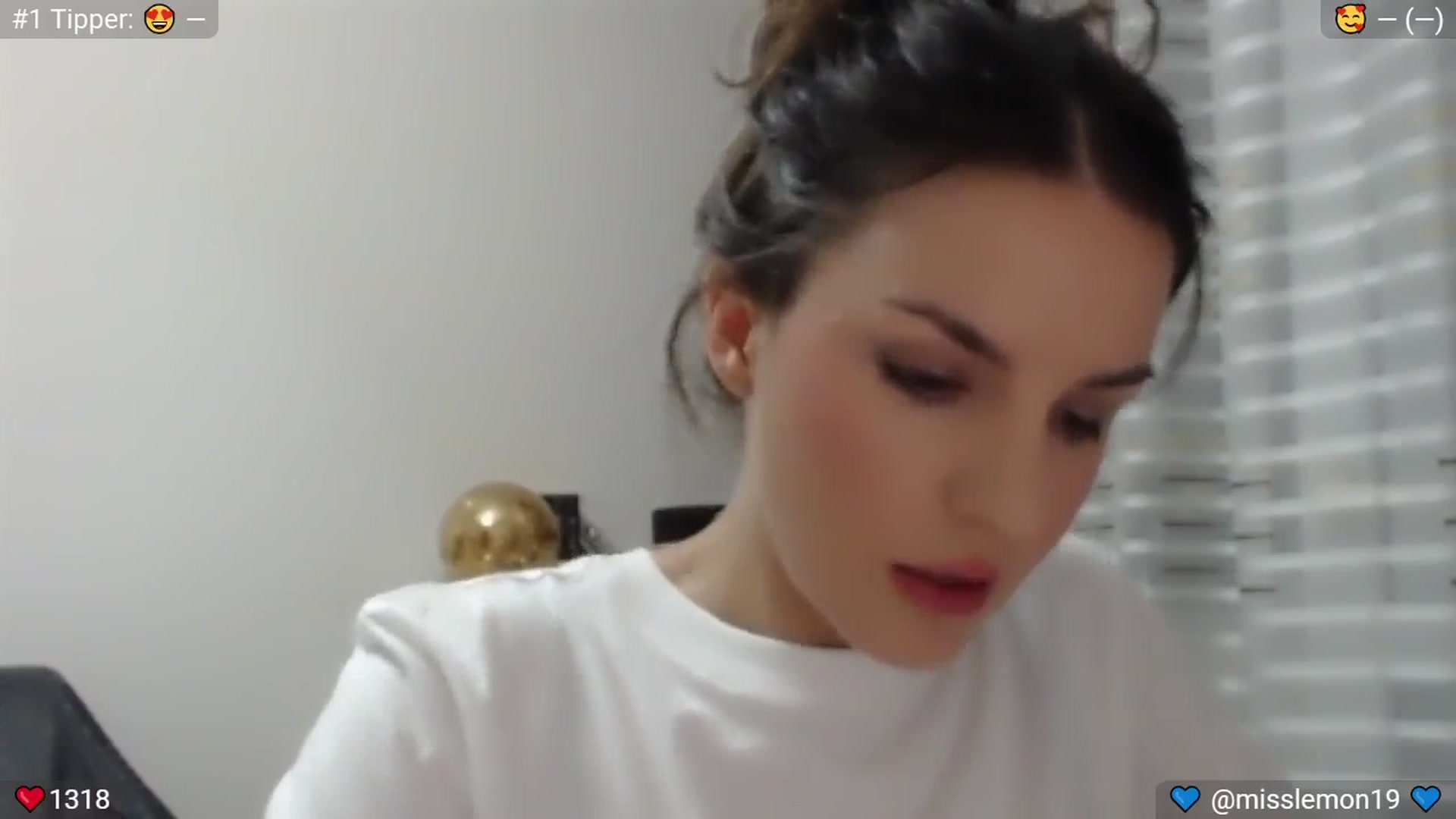 Gallery image thumbnail from SleepyGirl's myfreecams stream on, 08/12/2024, 24:11 image 2 of 20