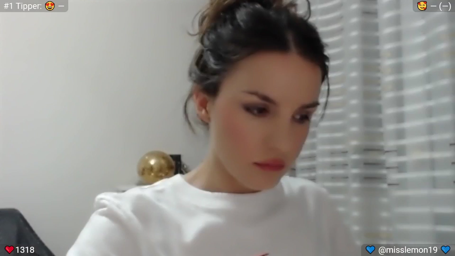 Gallery image thumbnail from SleepyGirl's myfreecams stream on, 08/12/2024, 24:11 image 1 of 20
