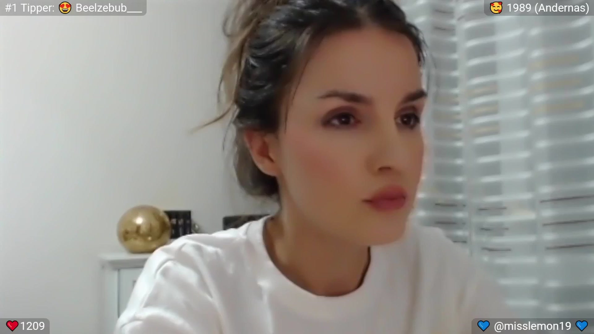 Gallery image thumbnail from SleepyGirl's myfreecams stream on, 08/17/2024, 22:32 image 17 of 20