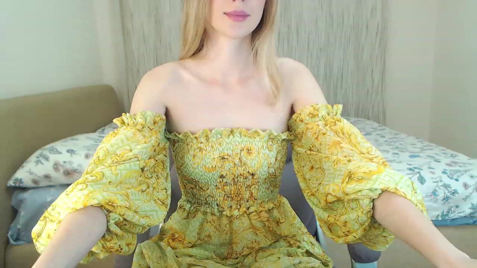 Gallery image thumbnail from Sleepy_AF's myfreecams stream on, 11/18/2022, 19:10 image 15 of 20