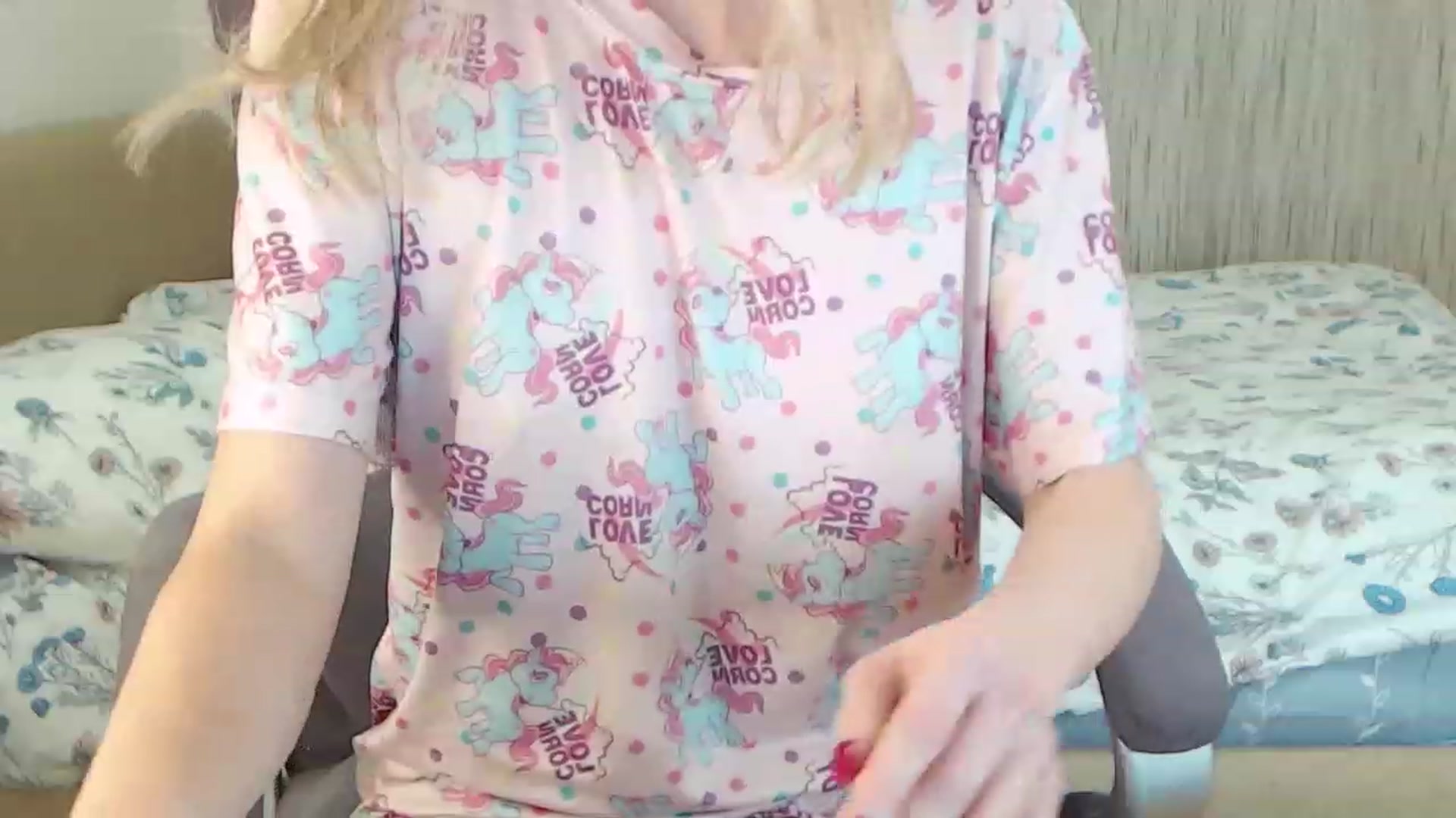 Gallery image thumbnail from Sleepy_AF's myfreecams stream on, 11/26/2022, 18:55 image 19 of 20