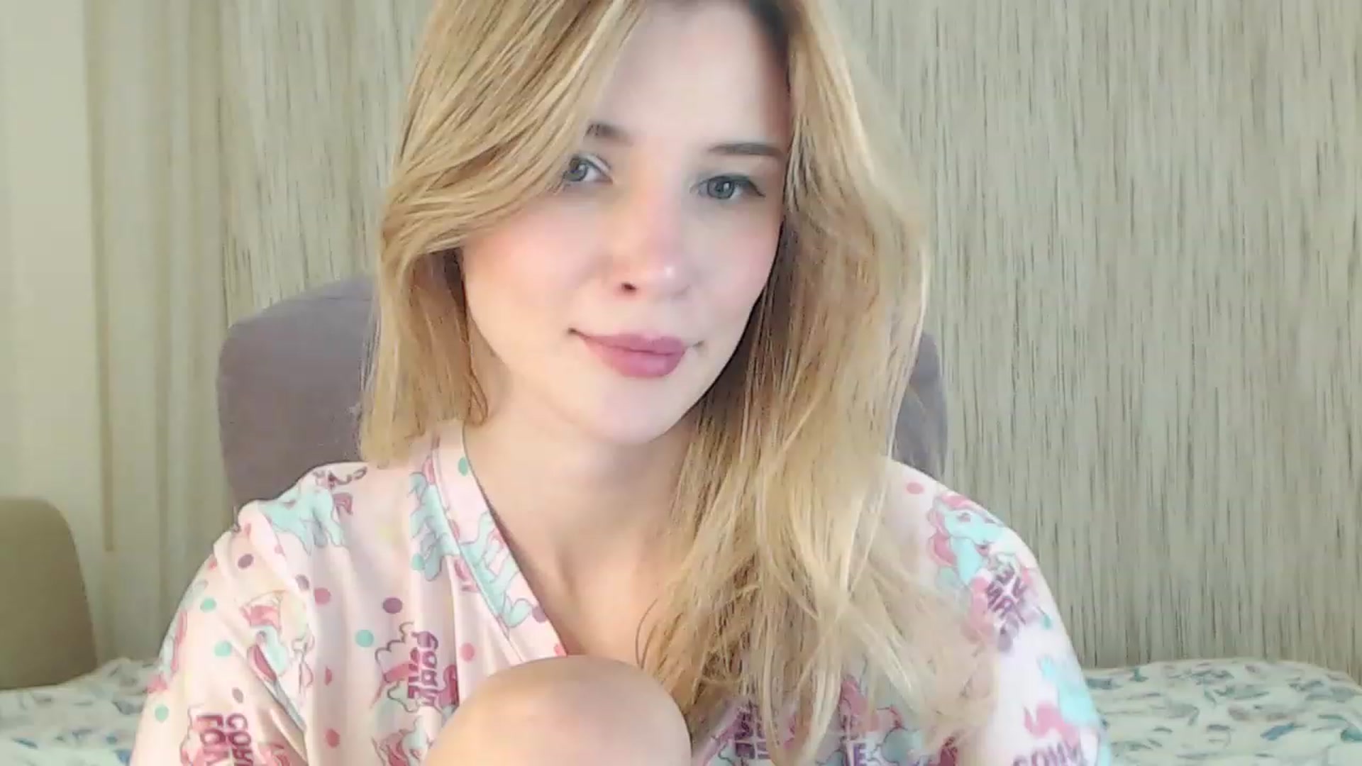 Gallery image thumbnail from Sleepy_AF's myfreecams stream on, 11/26/2022, 19:54 image 5 of 20