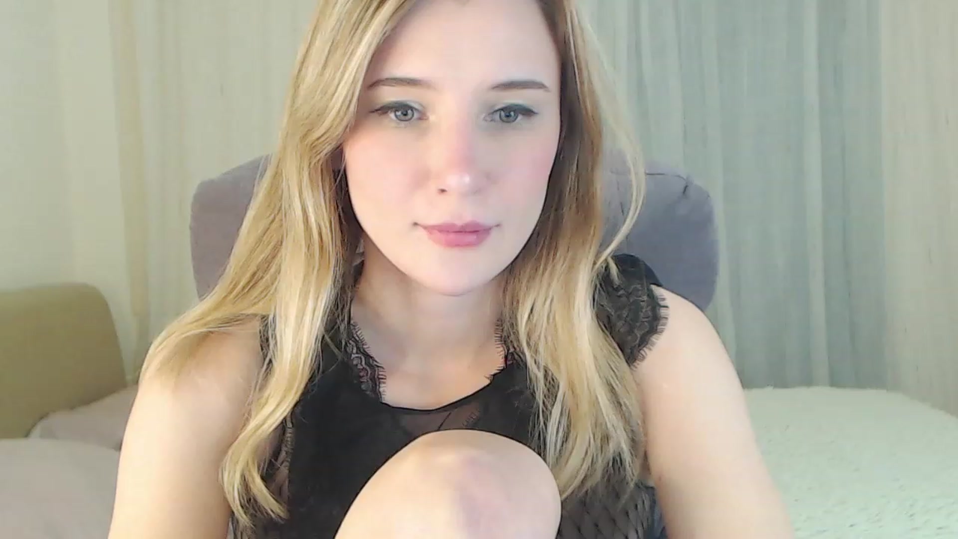 Gallery image thumbnail from Sleepy_AF's myfreecams stream on, 12/05/2022, 16:19 image 1 of 20