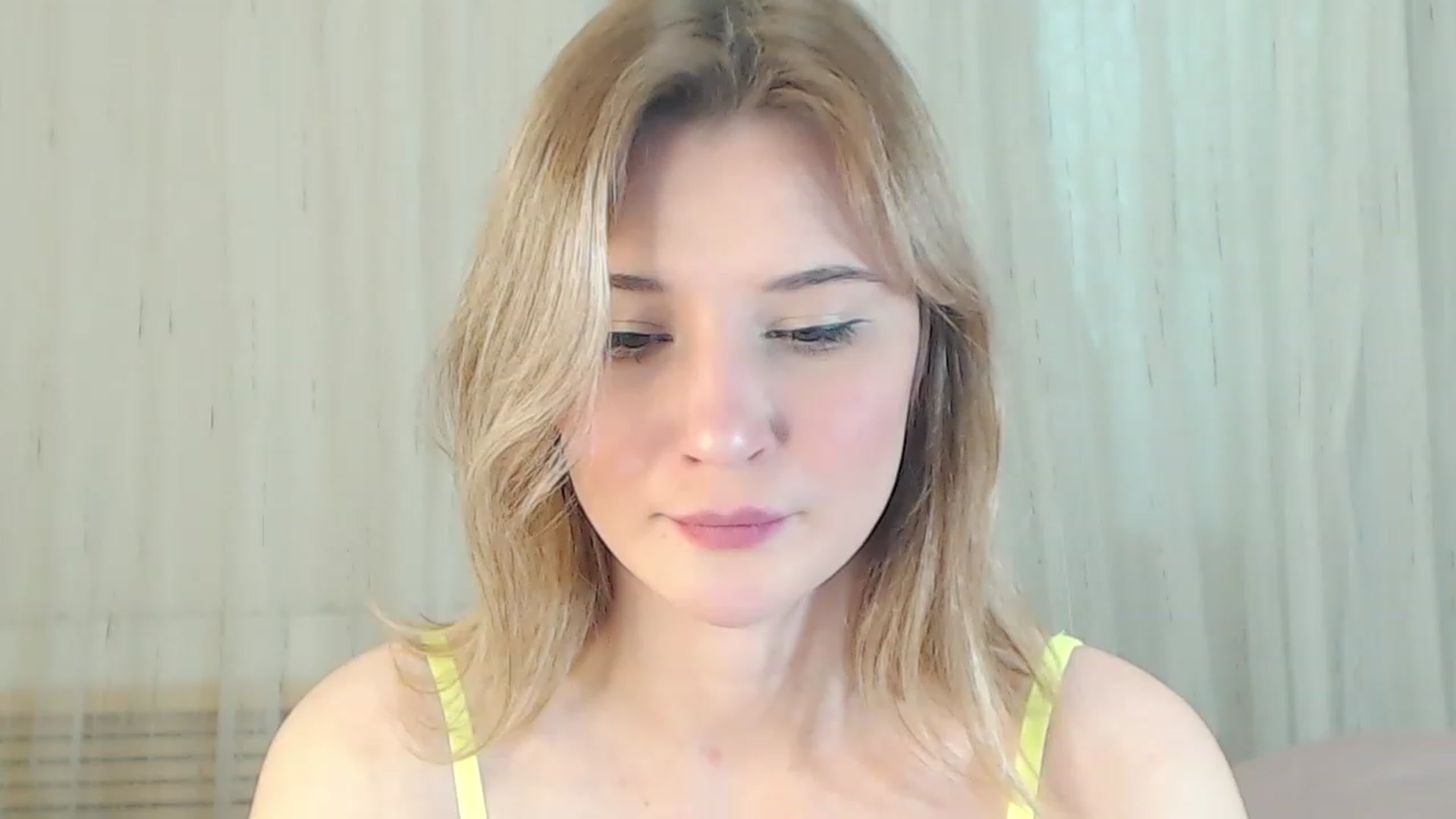 Gallery image thumbnail from Sleepy_AF's myfreecams stream on, 01/23/2023, 07:14 image 20 of 20