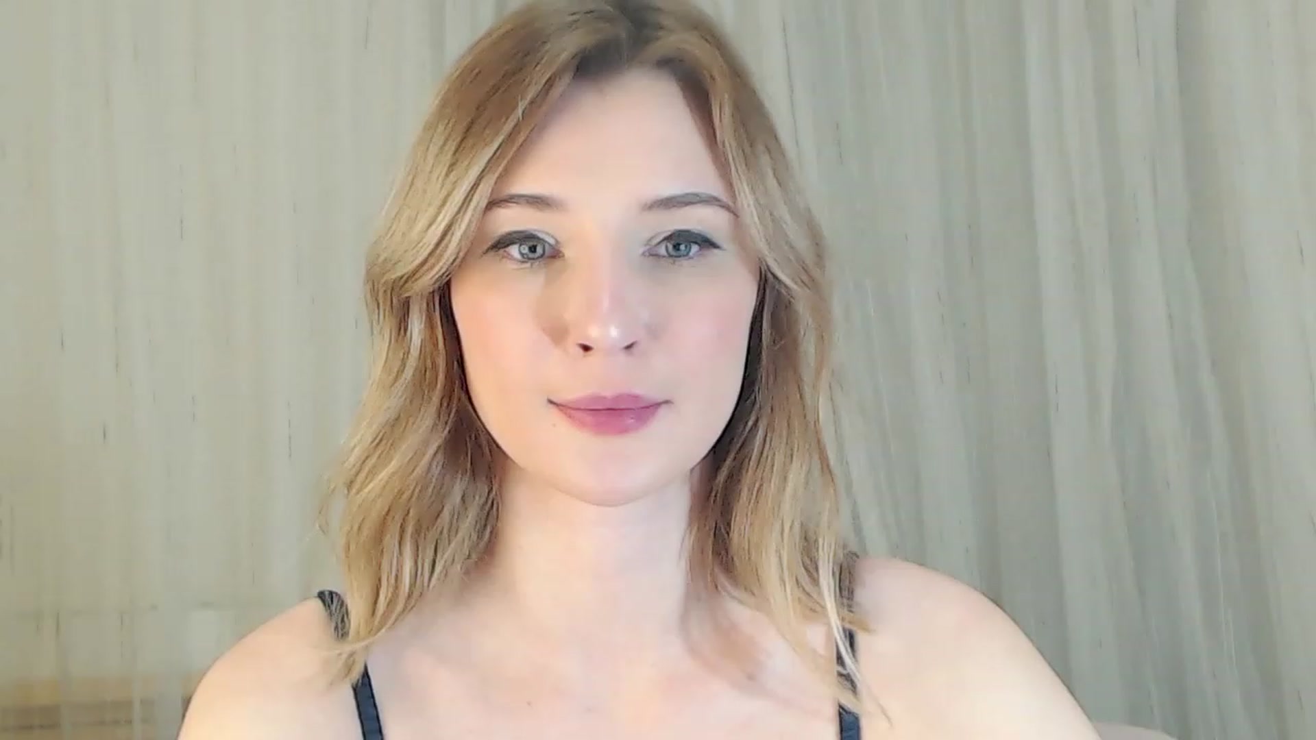 Gallery image thumbnail from Sleepy_AF's myfreecams stream on, 02/02/2023, 17:22 image 11 of 20