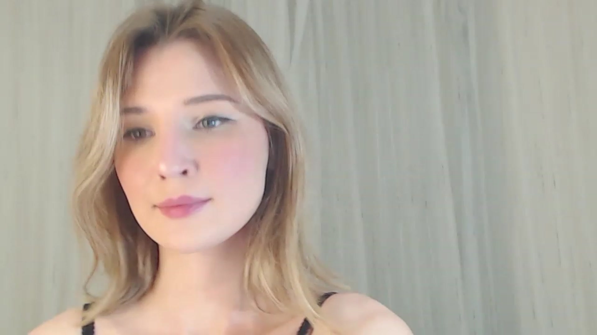 Gallery image thumbnail from Sleepy_AF's myfreecams stream on, 02/04/2023, 17:10 image 11 of 20