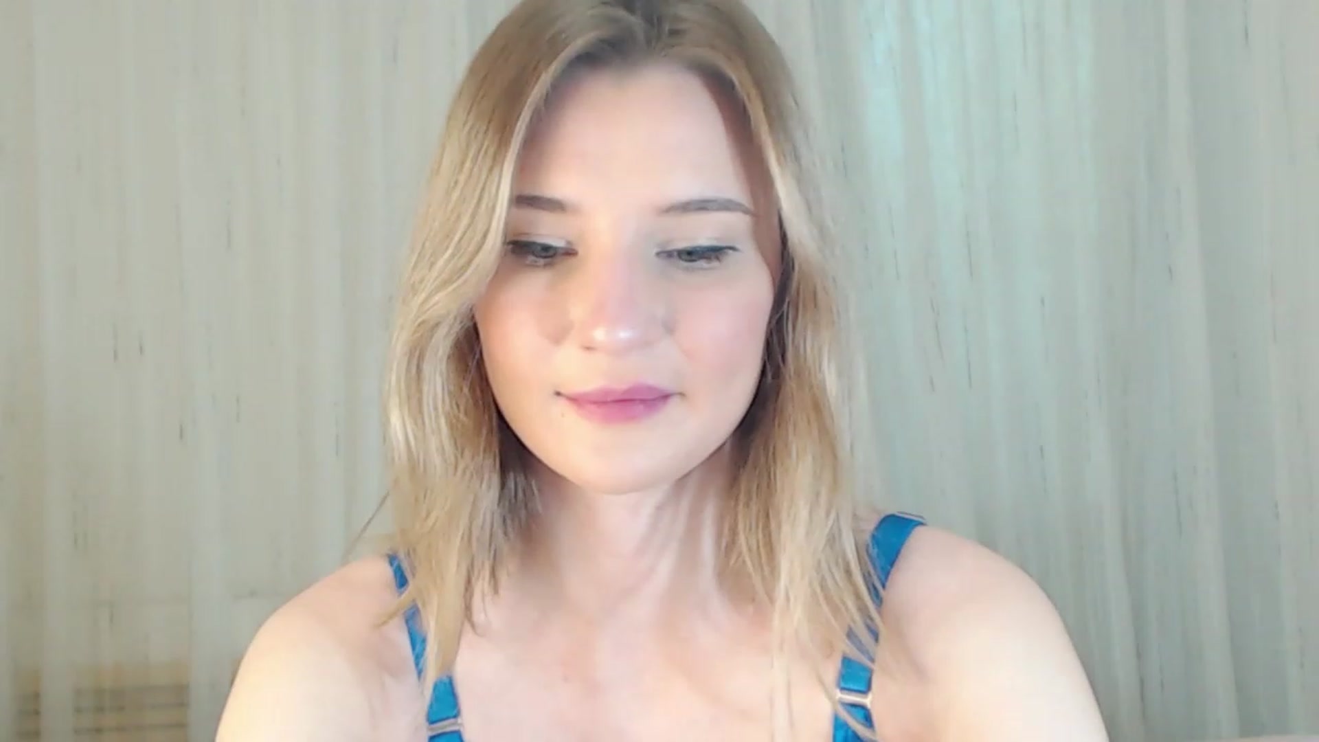 Gallery image thumbnail from Sleepy_AF's myfreecams stream on, 02/08/2023, 07:28 image 17 of 20