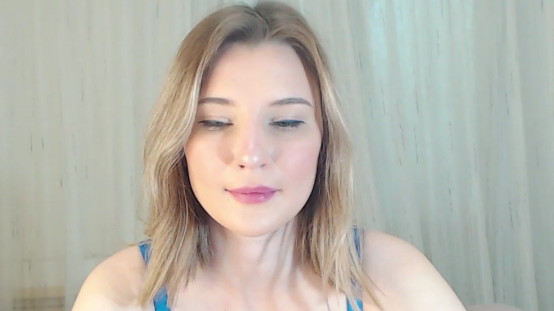 Gallery image thumbnail from Sleepy_AF's myfreecams stream on, 02/08/2023, 07:28 image 14 of 20
