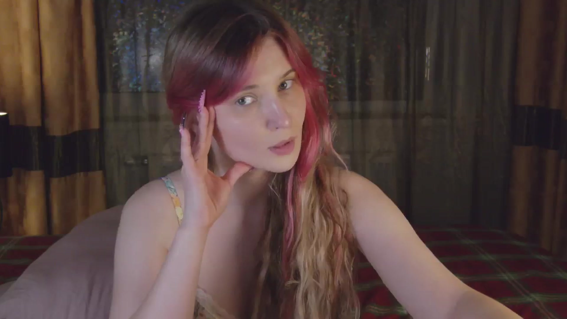 Gallery image thumbnail from Sleepy_AF's myfreecams stream on, 10/15/2024, 18:17 image 10 of 20
