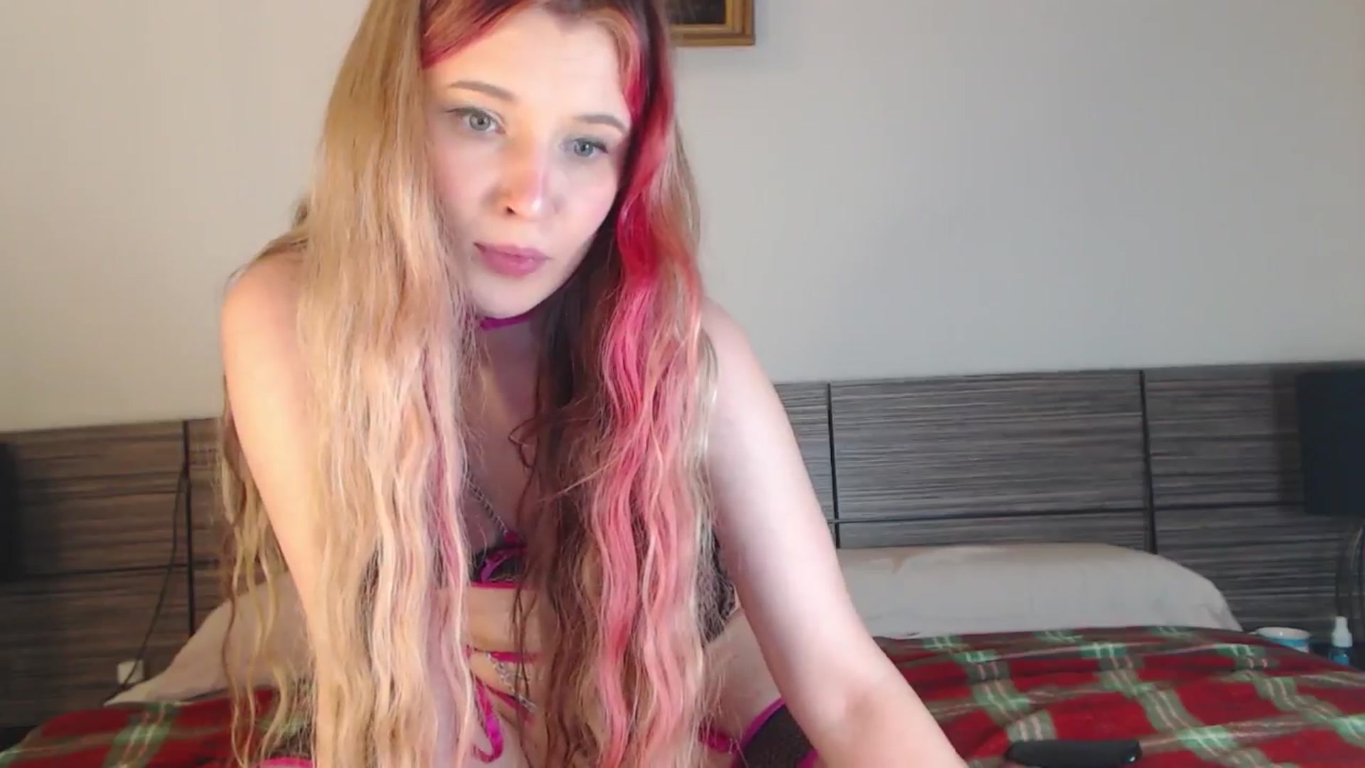 Gallery image thumbnail from Sleepy_AF's myfreecams stream on, 10/16/2024, 16:44 image 4 of 20