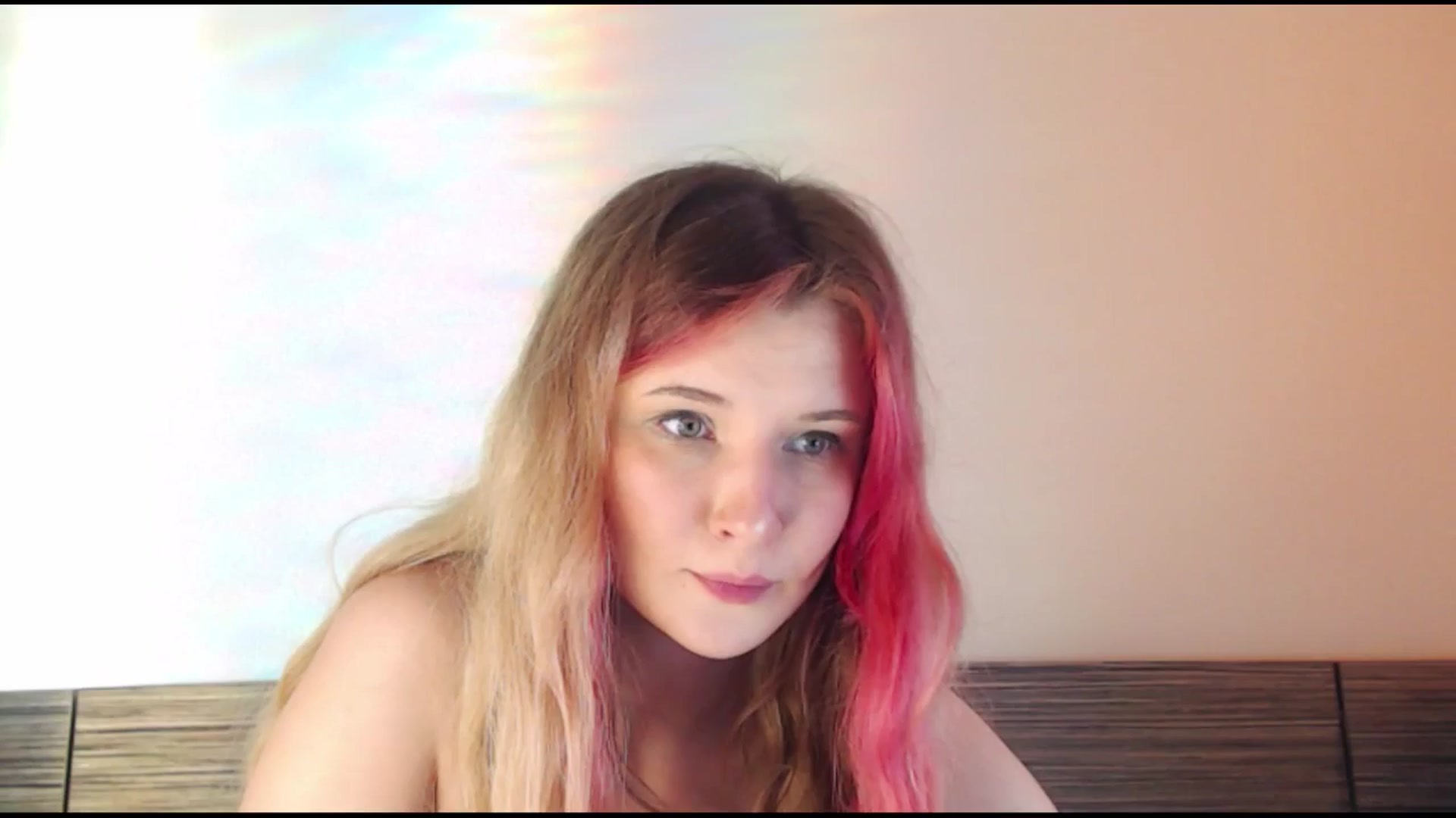 Gallery image thumbnail from Sleepy_AF's myfreecams stream on, 10/17/2024, 14:56 image 1 of 20