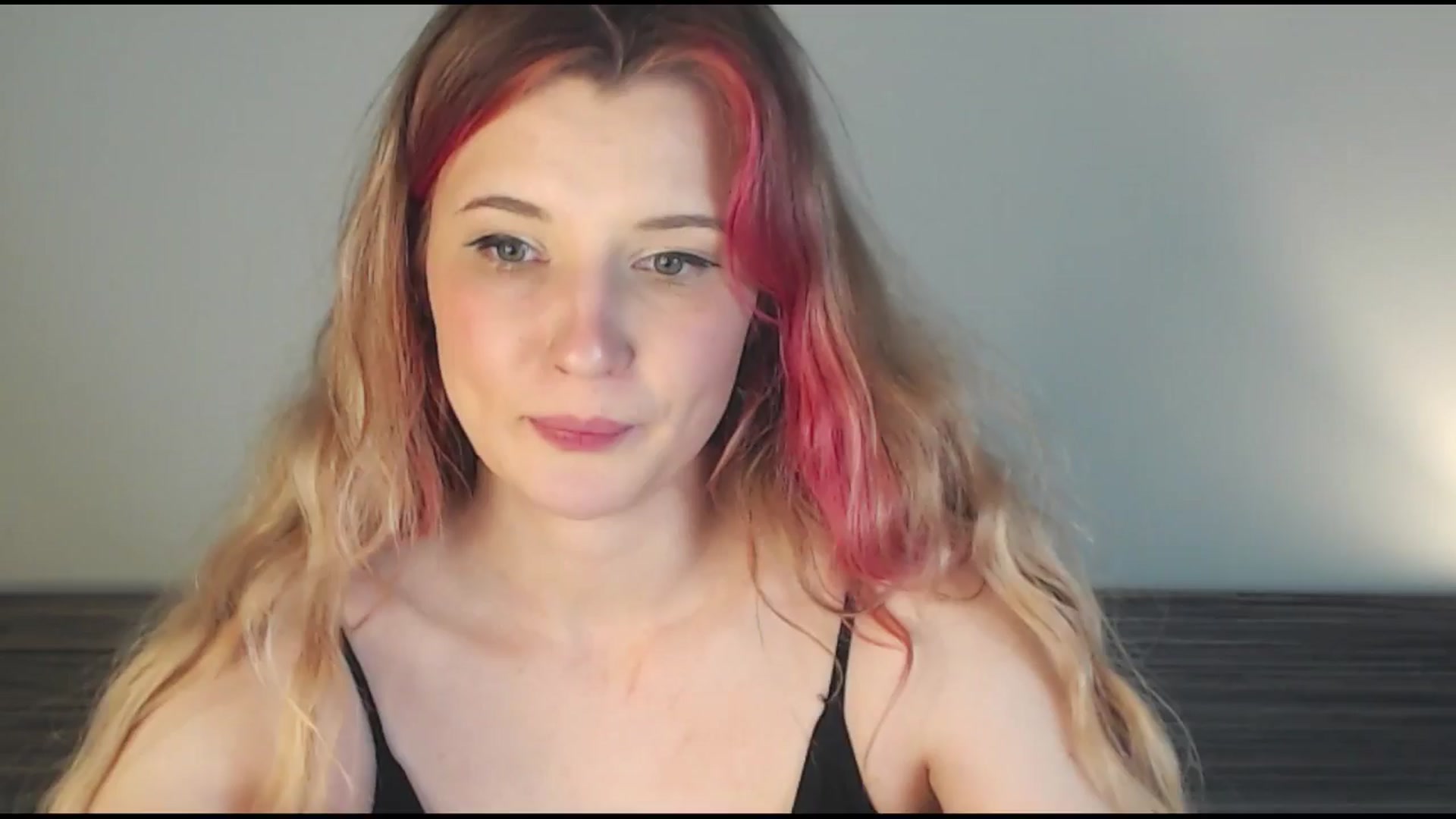 Gallery image thumbnail from Sleepy_AF's myfreecams stream on, 10/26/2024, 14:38 image 13 of 20