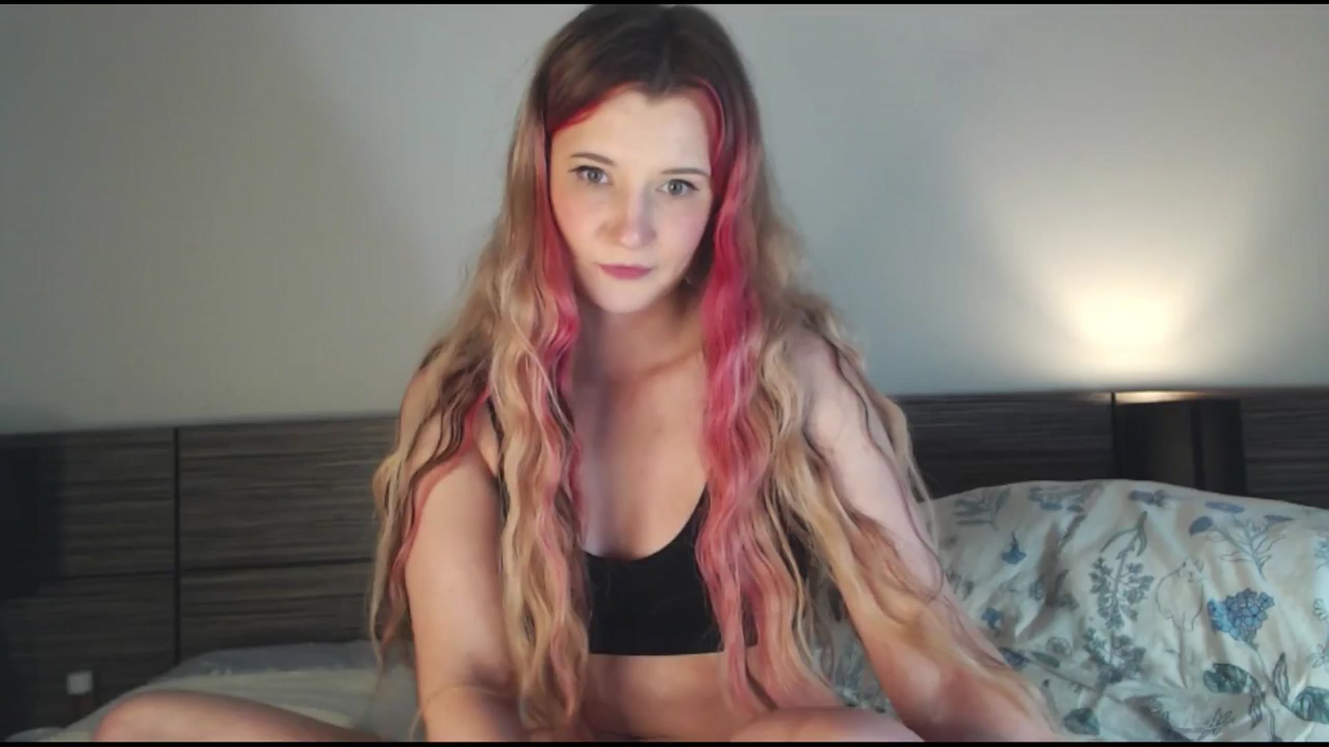 Gallery image thumbnail from Sleepy_AF's myfreecams stream on, 10/26/2024, 14:38 image 2 of 20