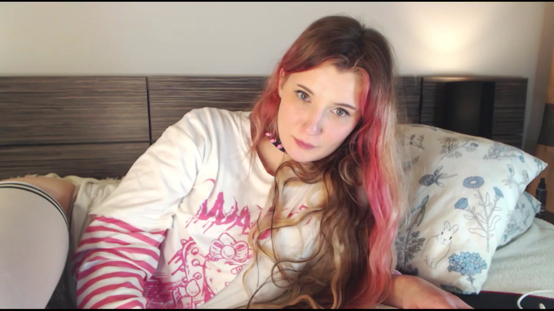 Gallery image thumbnail from Sleepy_AF's myfreecams stream on, 11/03/2024, 16:45 image 17 of 20