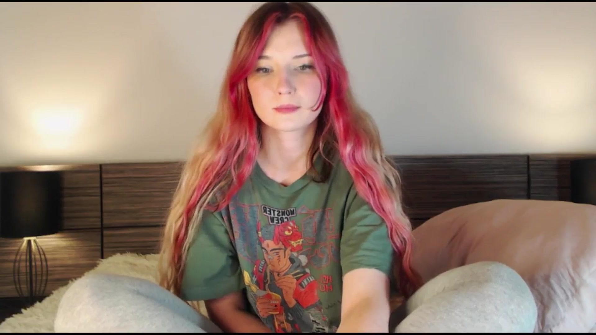 Gallery image thumbnail from Sleepy_AF's myfreecams stream on, 11/07/2024, 17:13 image 19 of 20