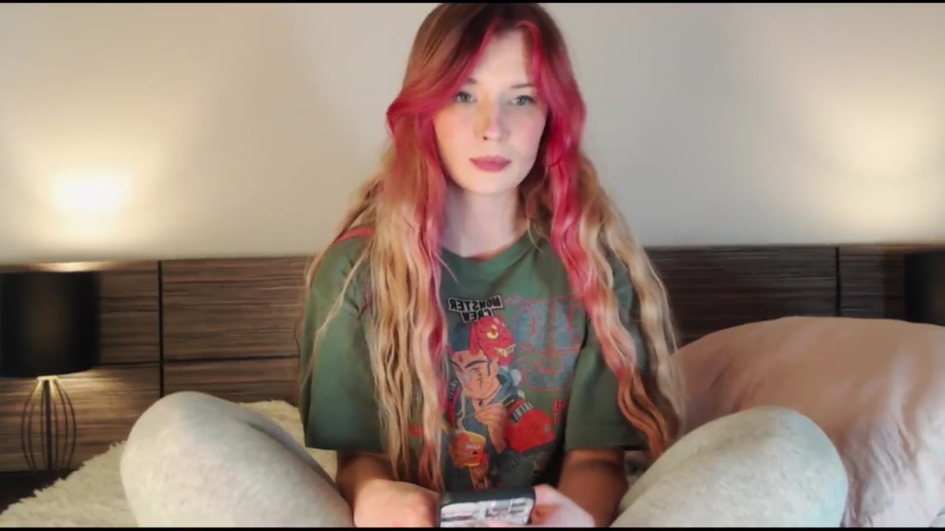 Gallery image thumbnail from Sleepy_AF's myfreecams stream on, 11/07/2024, 17:13 image 16 of 20