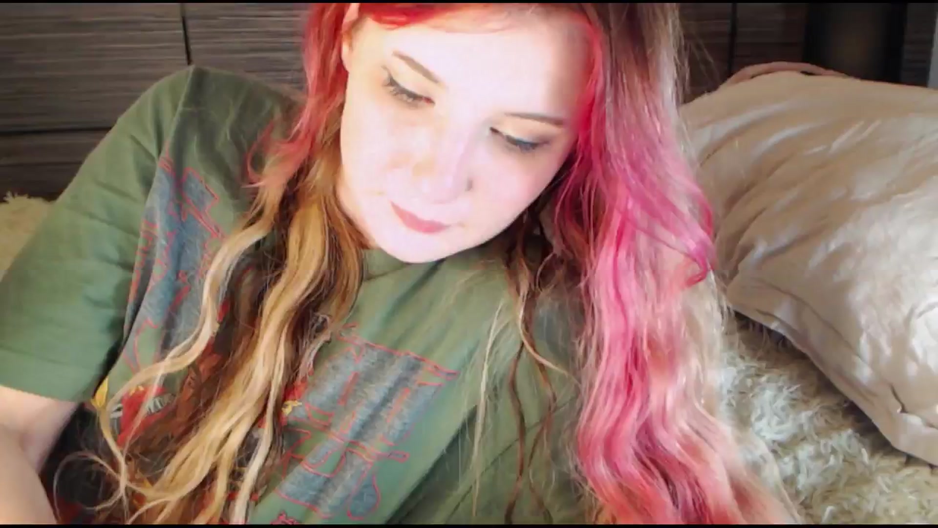 Gallery image thumbnail from Sleepy_AF's myfreecams stream on, 11/07/2024, 18:23 image 12 of 20