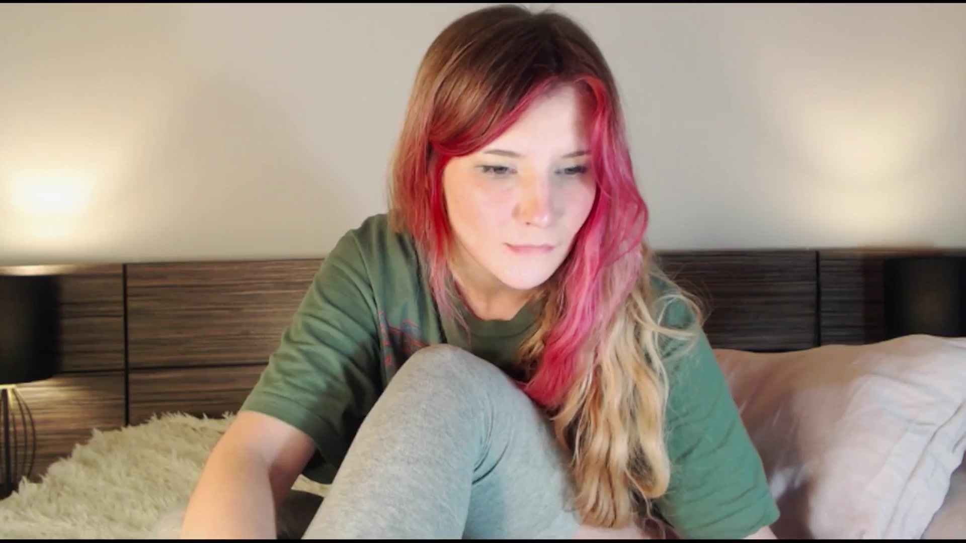 Gallery image thumbnail from Sleepy_AF's myfreecams stream on, 11/07/2024, 18:23 image 4 of 20