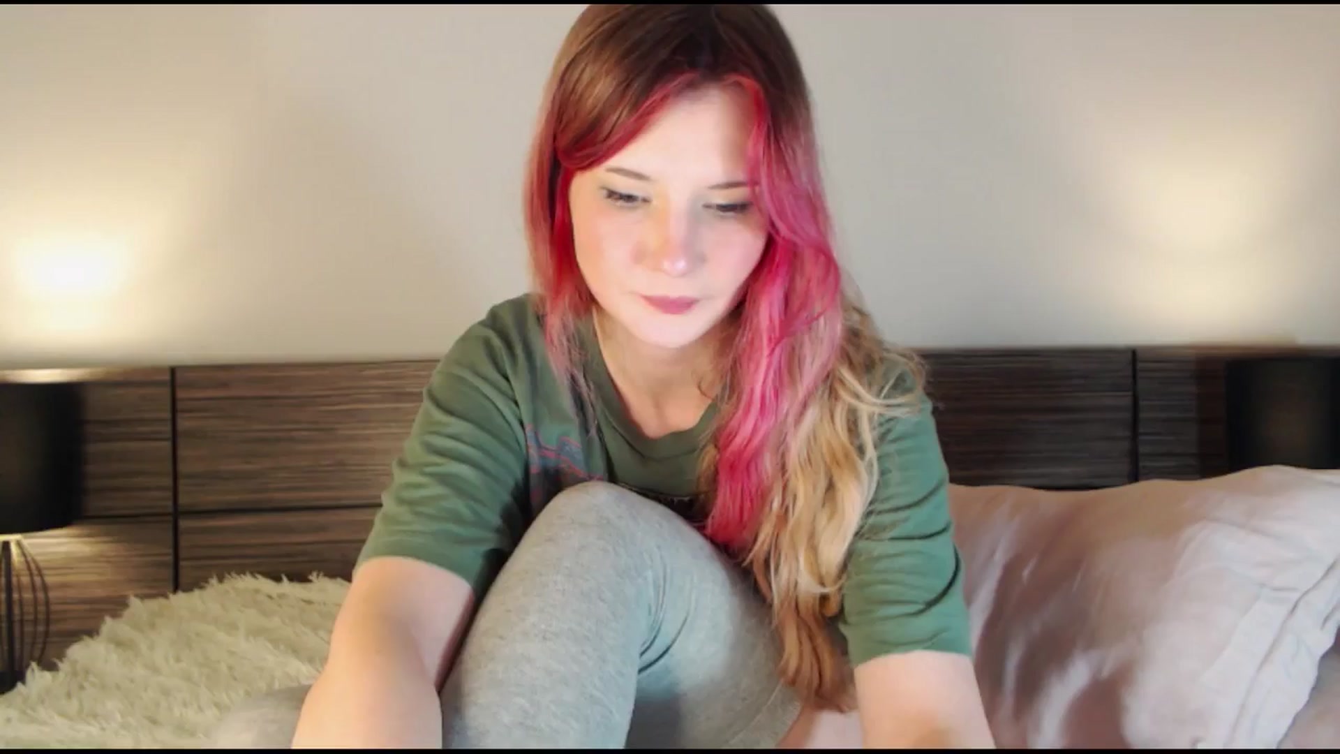 Gallery image thumbnail from Sleepy_AF's myfreecams stream on, 11/07/2024, 18:23 image 3 of 20