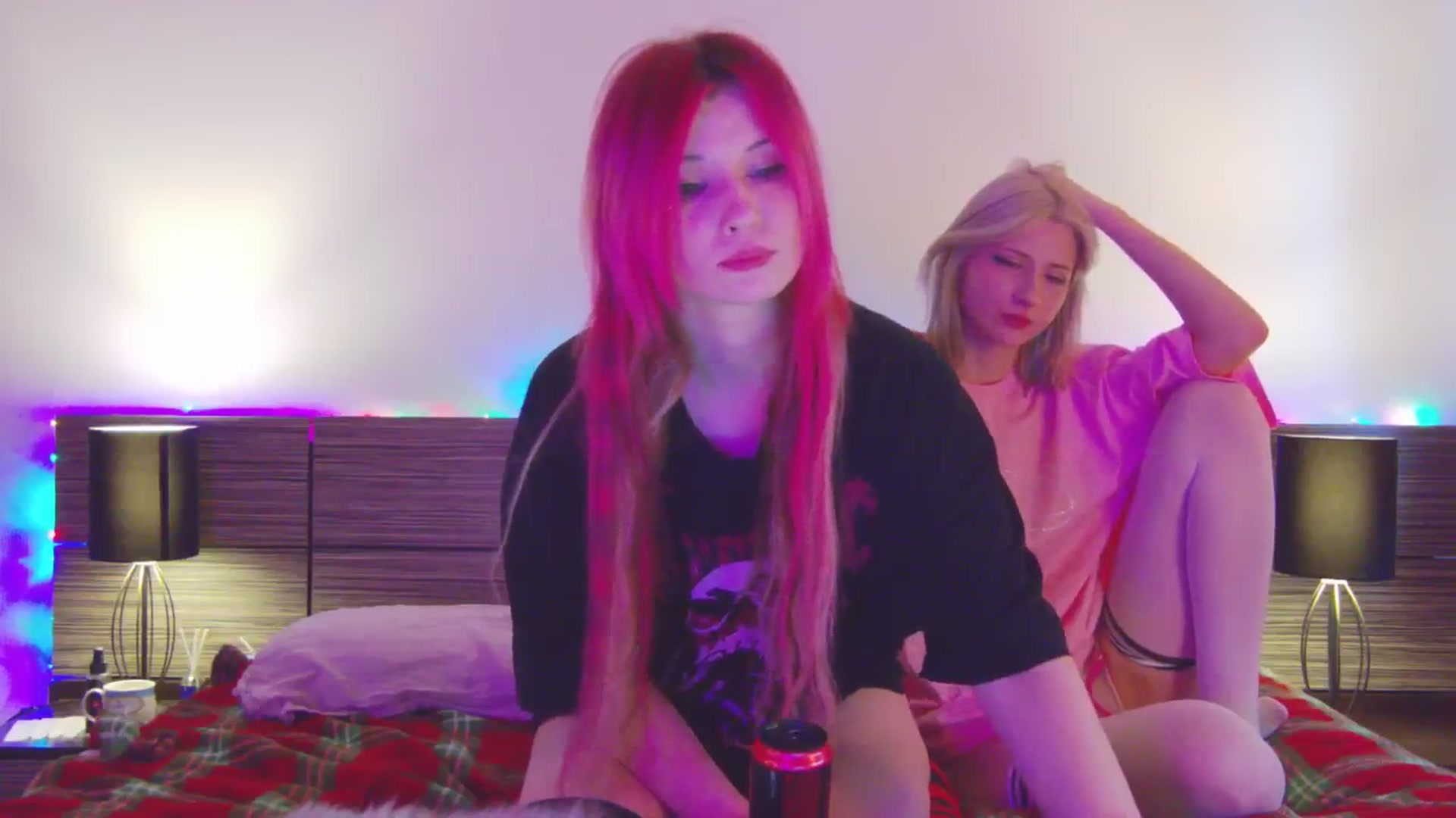 Gallery image thumbnail from Sleepy_AF's myfreecams stream on, 12/13/2024, 08:48 image 14 of 20